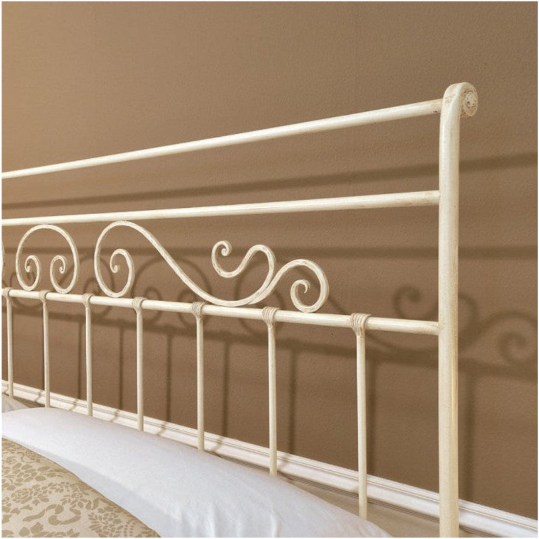 Letto Matrimoniale in Ferro Battuto Artigianale "ROBERTA"